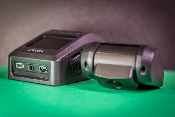 Aukey Dual Dashcam détecte les conducteurs dangereux (examen et distribution!) Aukey Dash Cam 7