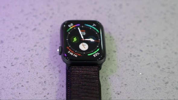 Apple Watch série 4: le roi incontesté des montres intelligentes avant 670