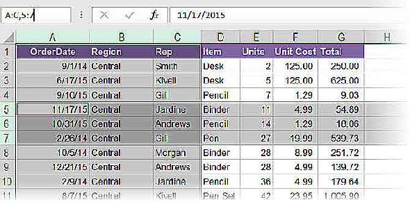 Utiliser Excel's Name Box to select multiple rows and columns
