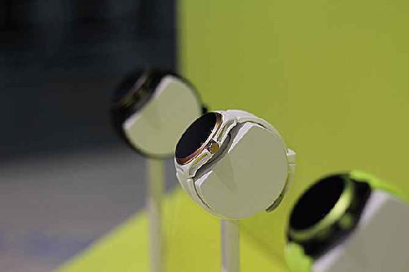 Les montres intelligentes Puma exposées à l'IFA 2019