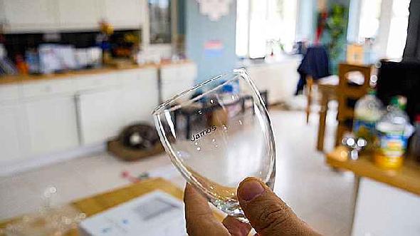 selpic s1 imprimé avec succès sur un verre à vin