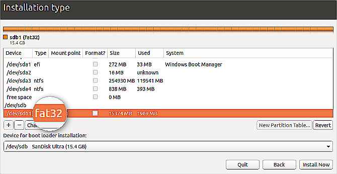 Fenêtre Type d'installation Ubuntu sélectionnant les partitions fat32
